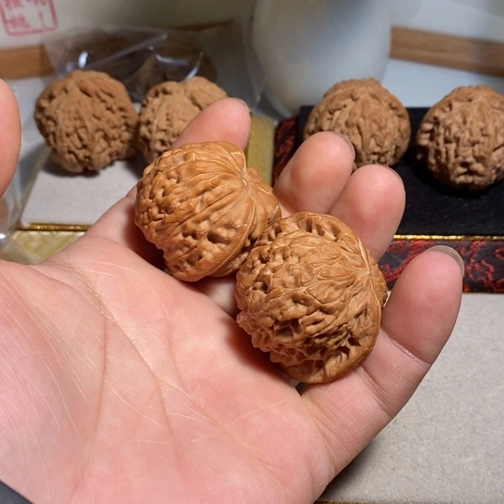 文玩核桃把件谷*核桃