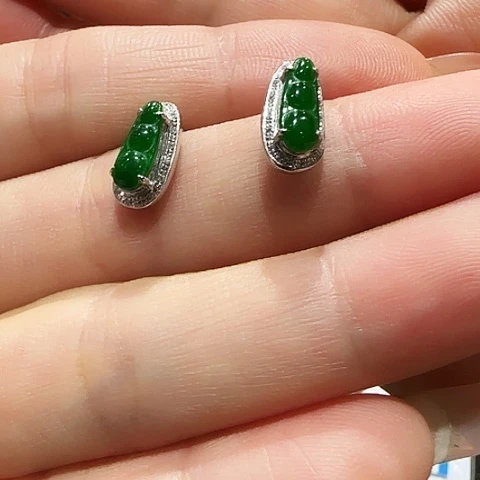 翡翠18K金镶嵌耳饰