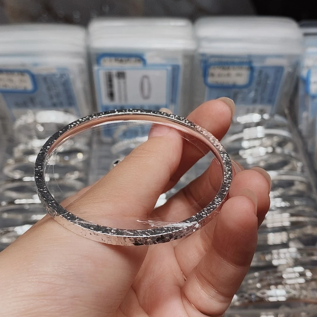 无足银三面碎冰冰56