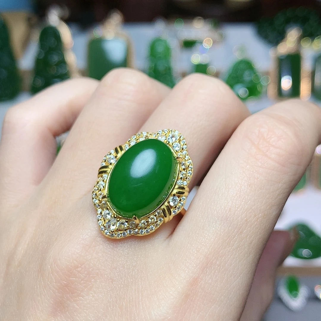 未镶嵌戒指和田玉（碧玉）