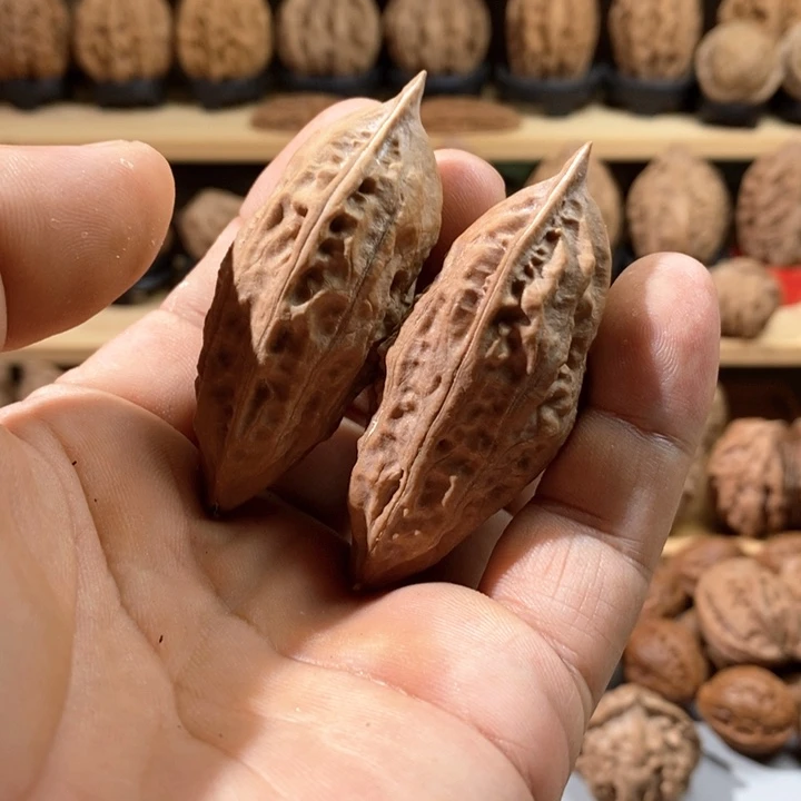 吃***禧文玩核桃把件色差 东北野生楸子核桃