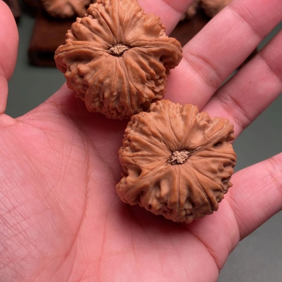 空***白文玩核桃吊坠球白