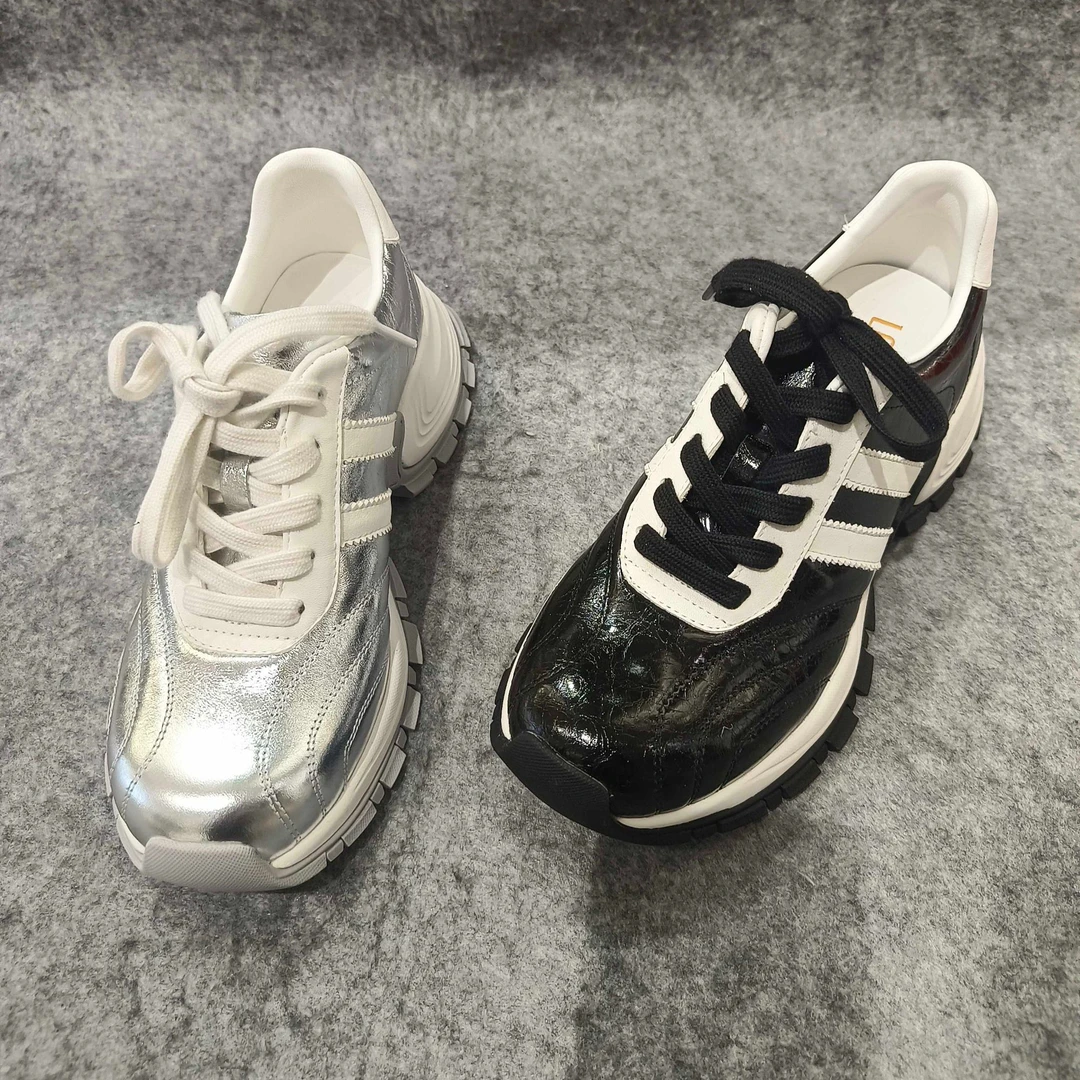 2025年品牌女鞋春季新款厚底真皮系带舒适百搭休闲运动鞋时尚简约