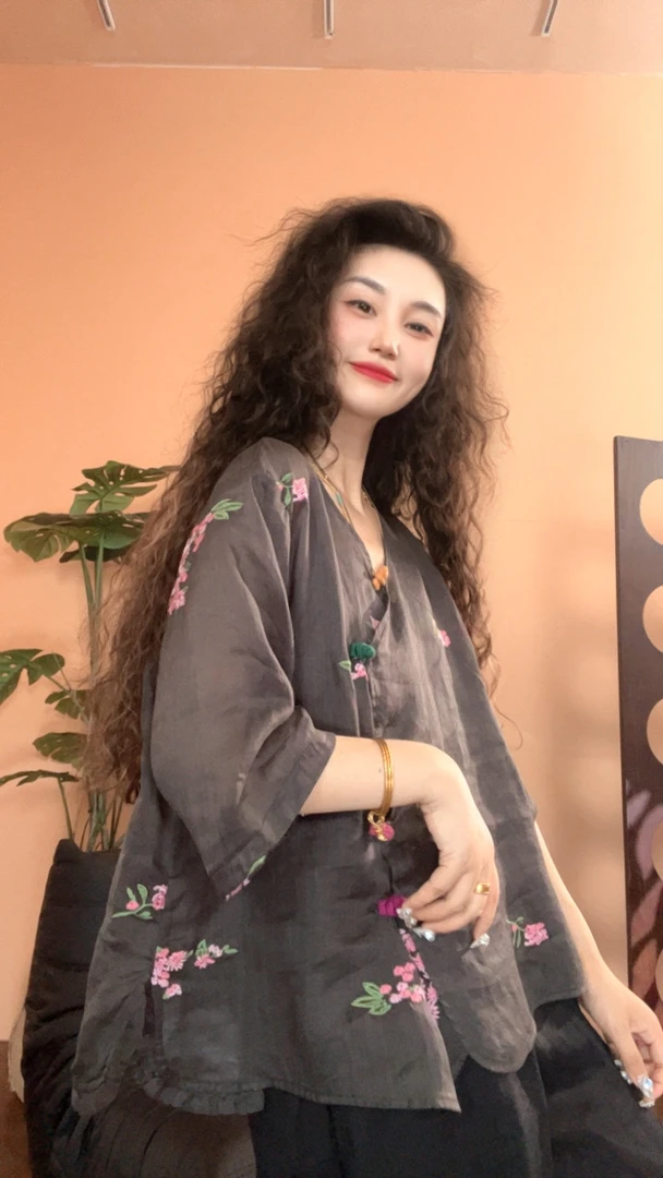 museguhui/木色古汇2510#新中式古风宽松型复古V领长款苎麻衫