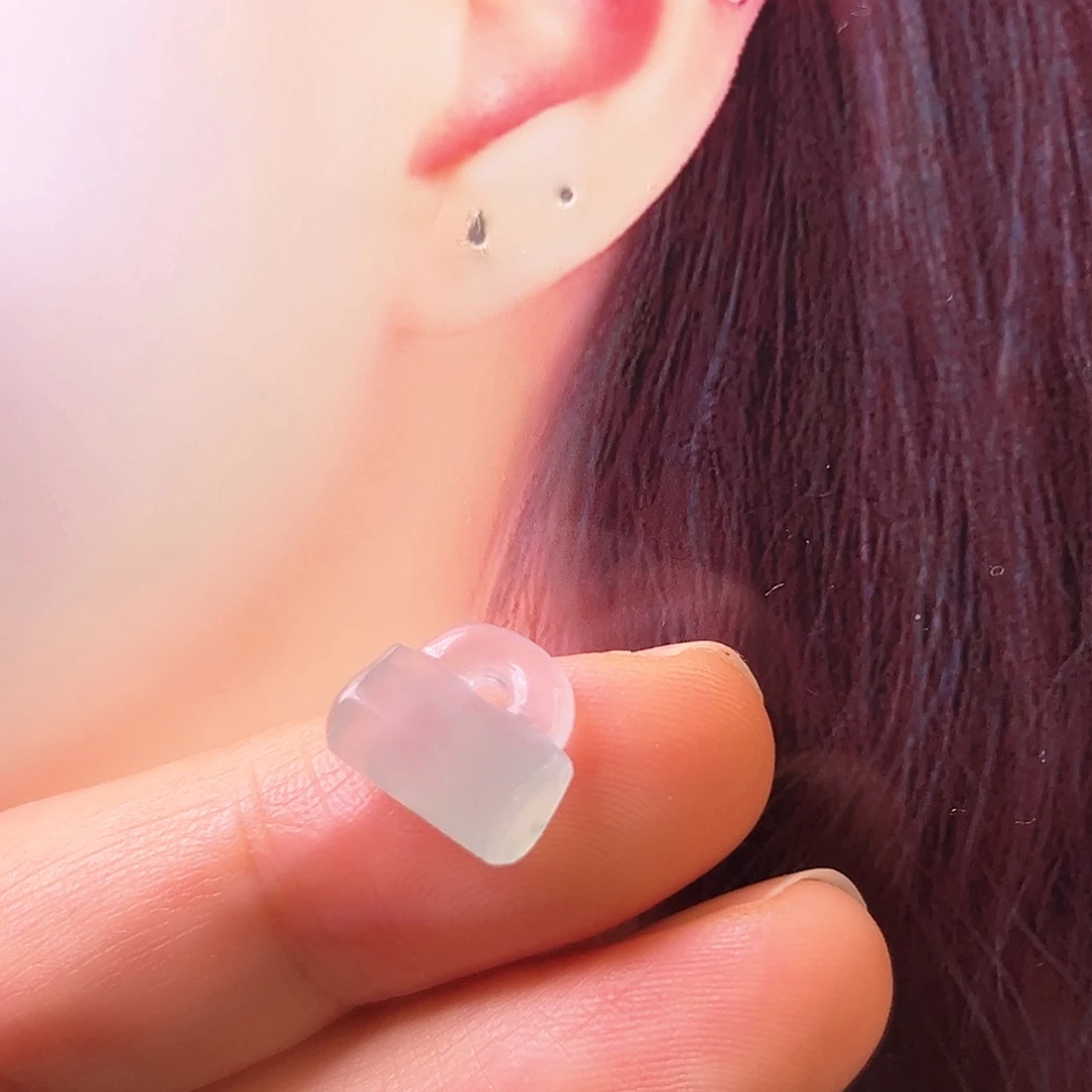 雨***滴翡翠未镶嵌颈饰平安