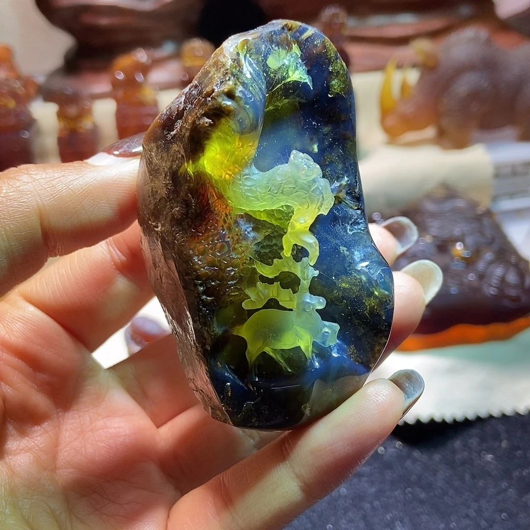 琥珀颈饰未镶嵌梅花鹿