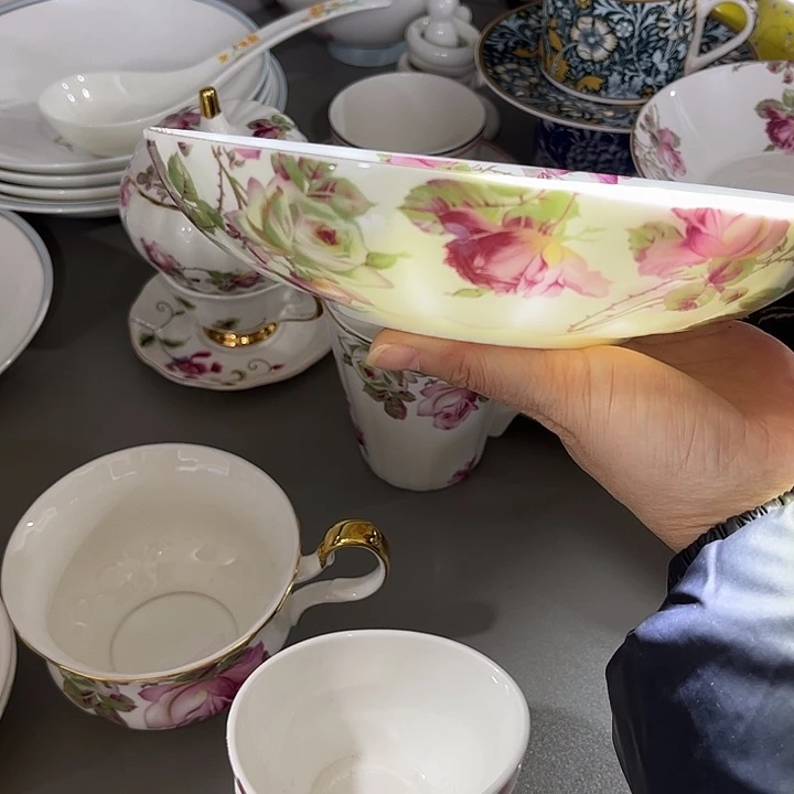 瓷片微瑕骨瓷盘一个玫瑰