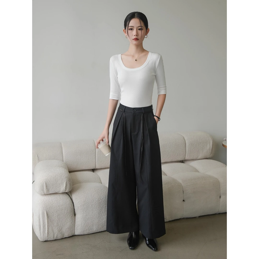 白色u领短袖女t恤2025新款早秋内搭打底衫五分袖紧身中袖上衣外穿