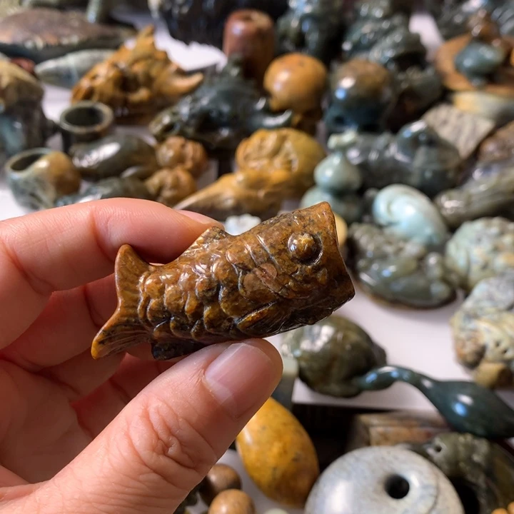 岫岩河磨玉（透闪石质玉）未镶嵌笔搁