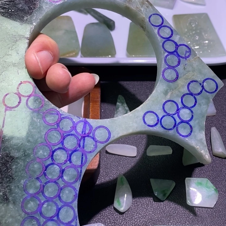 定制翡翠未镶嵌定制