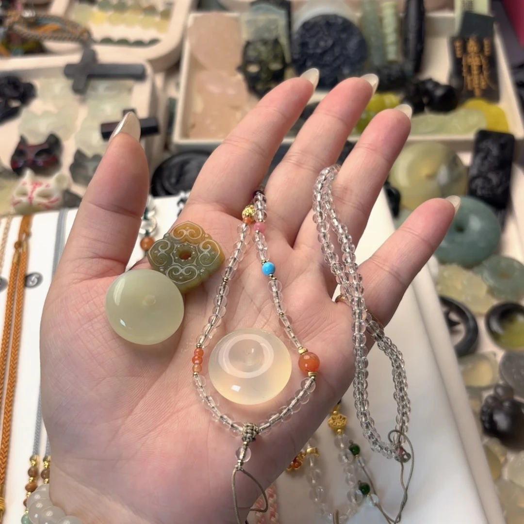 蛇纹石玉合金颈饰