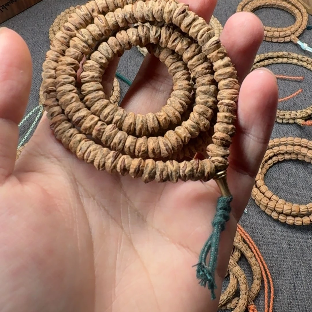 柏香籽/百香籽吊坠