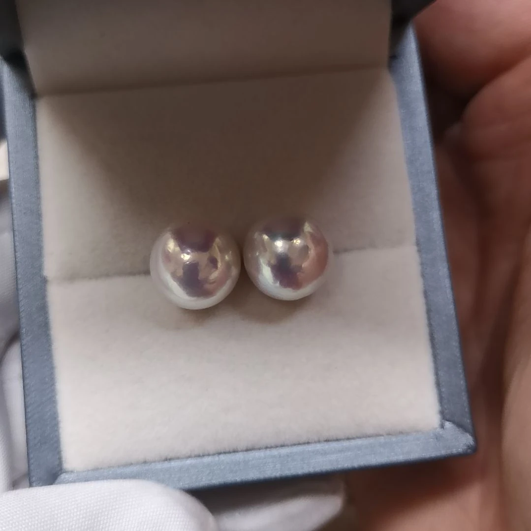 燕****耳饰淡水珍珠银S925镶嵌