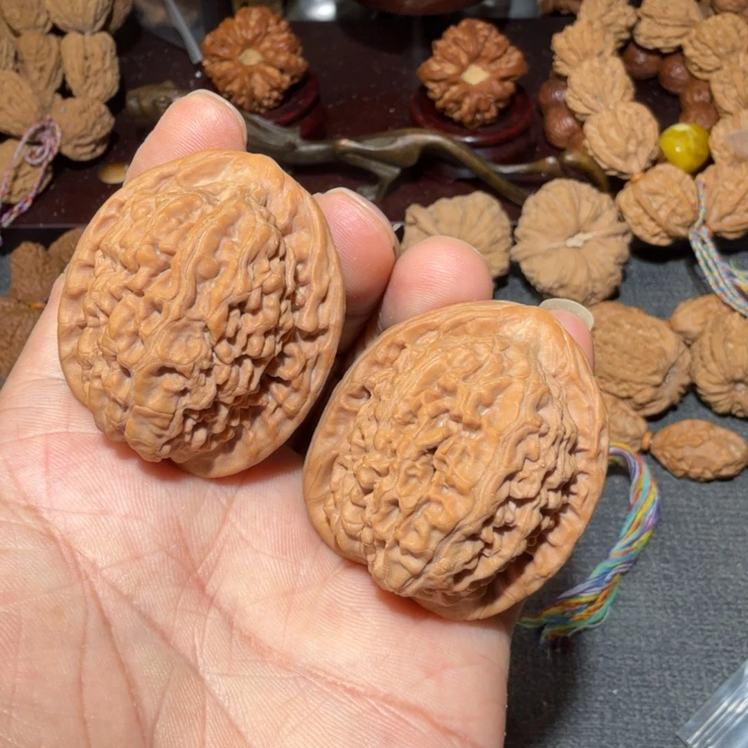 把件文玩核桃莲花40修尖