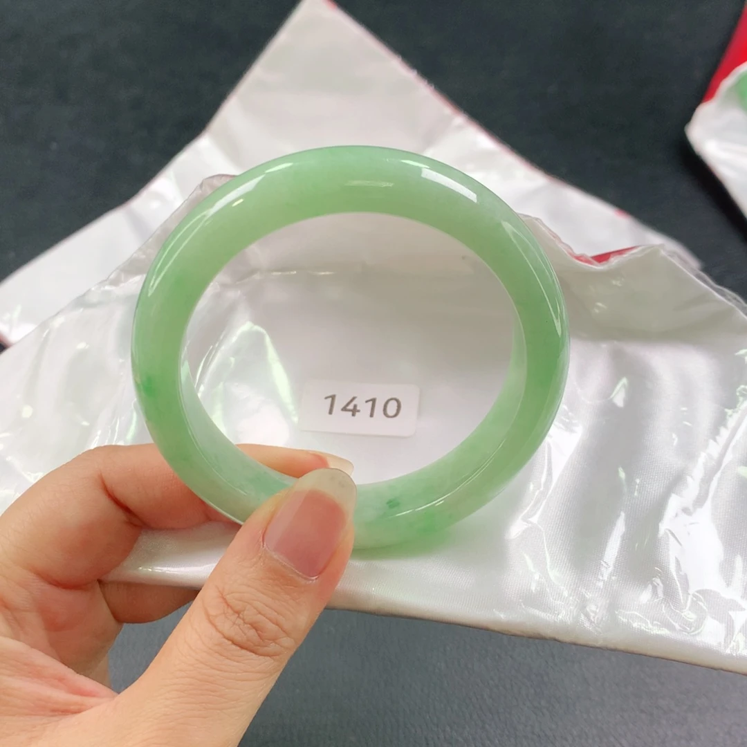 未镶嵌手镯翡翠轮胎03