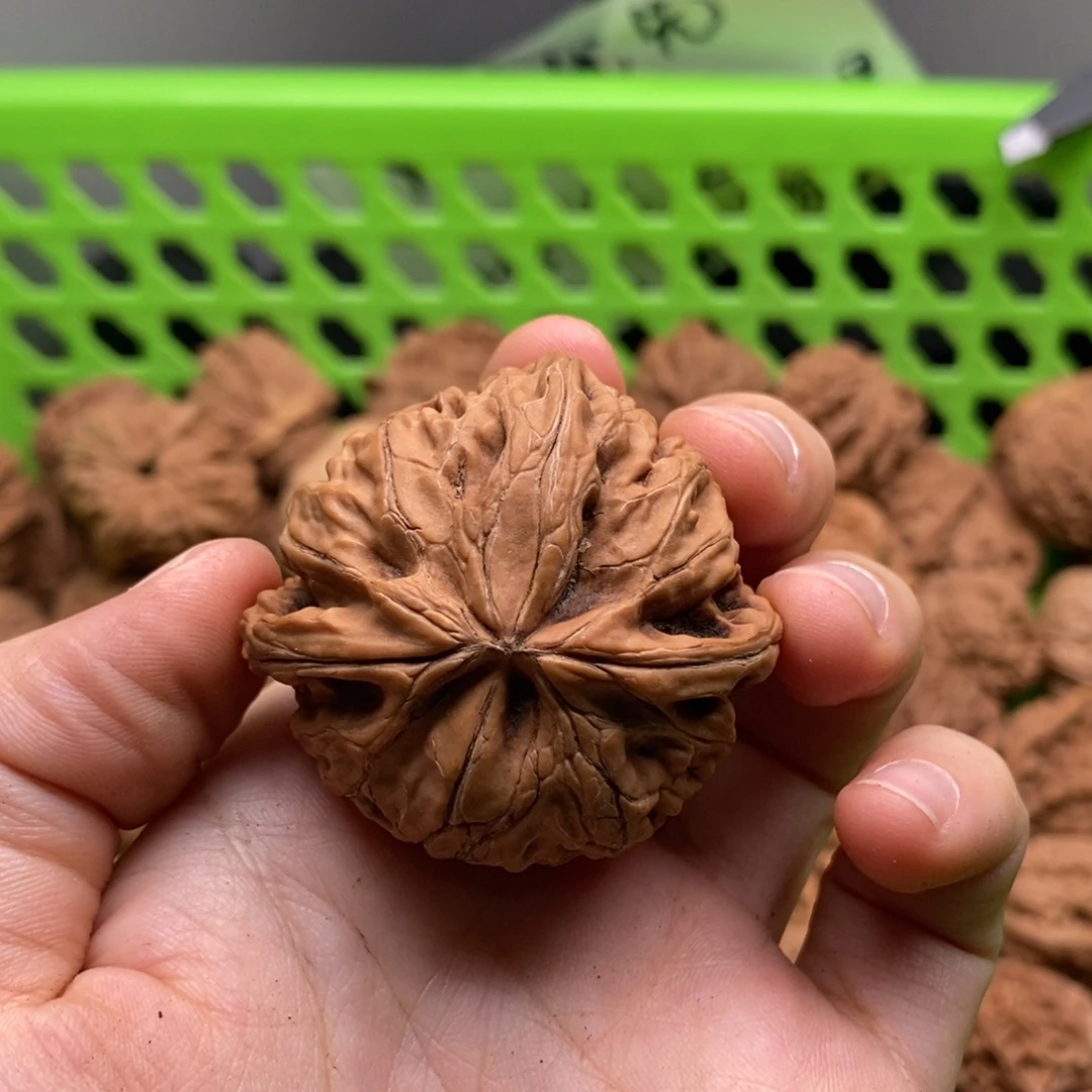 鲁***吃吊坠文玩核桃定制商品不退不换