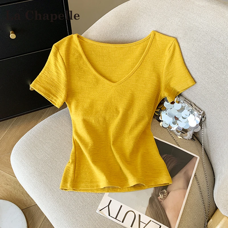 拉夏贝尔正肩v领短袖黄色t恤女2025夏季新款修身显瘦百搭短款上衣