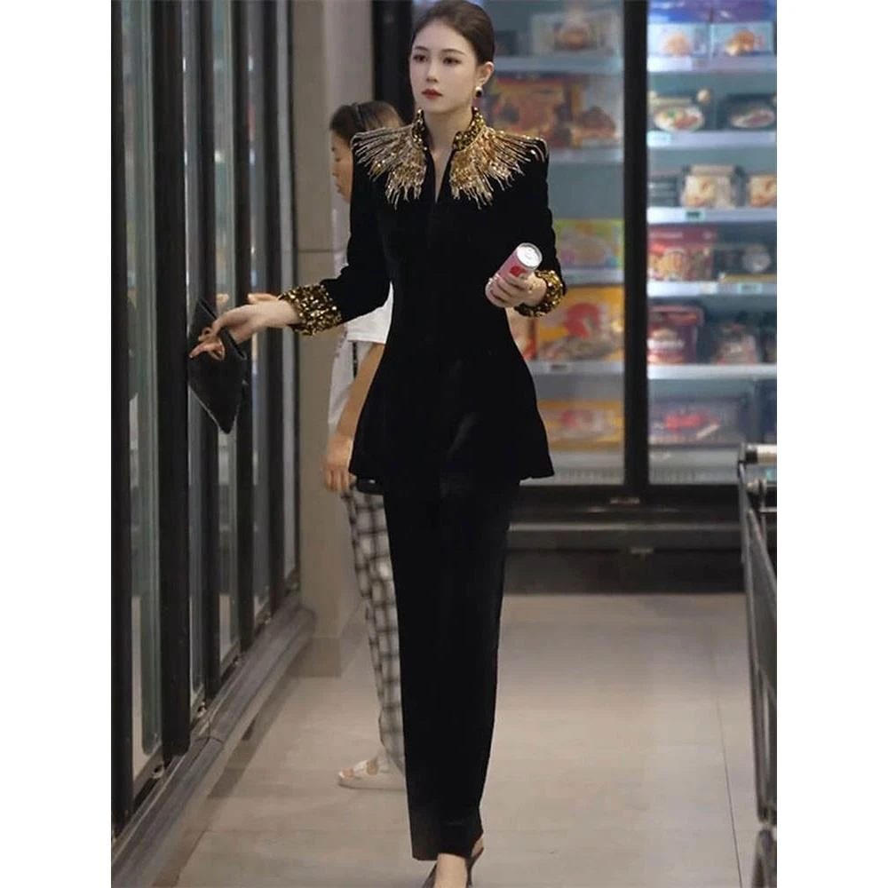 2026年早秋今年流行时尚漂亮高级感清冷感气质上衣裤子两件套装女