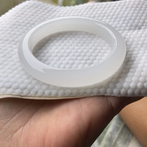 心***橙石英质玉（金丝玉）未镶嵌手镯