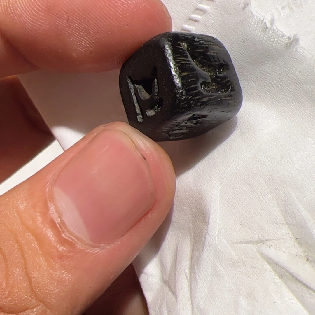 颈饰玻璃你是不是要