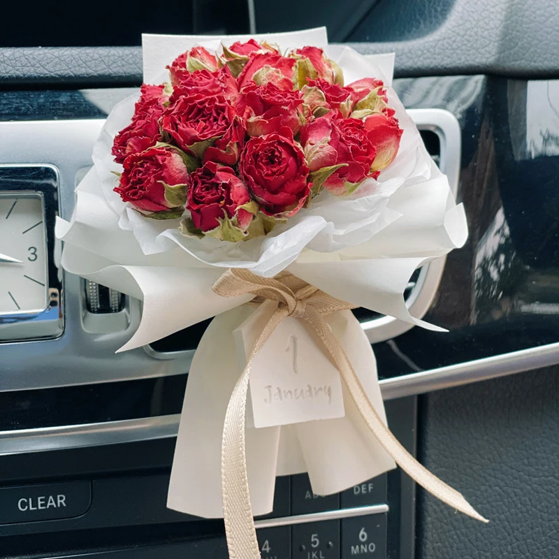 基地直发迷你玫瑰车载干花小花束批发车内出风口挂件香薰装饰礼物