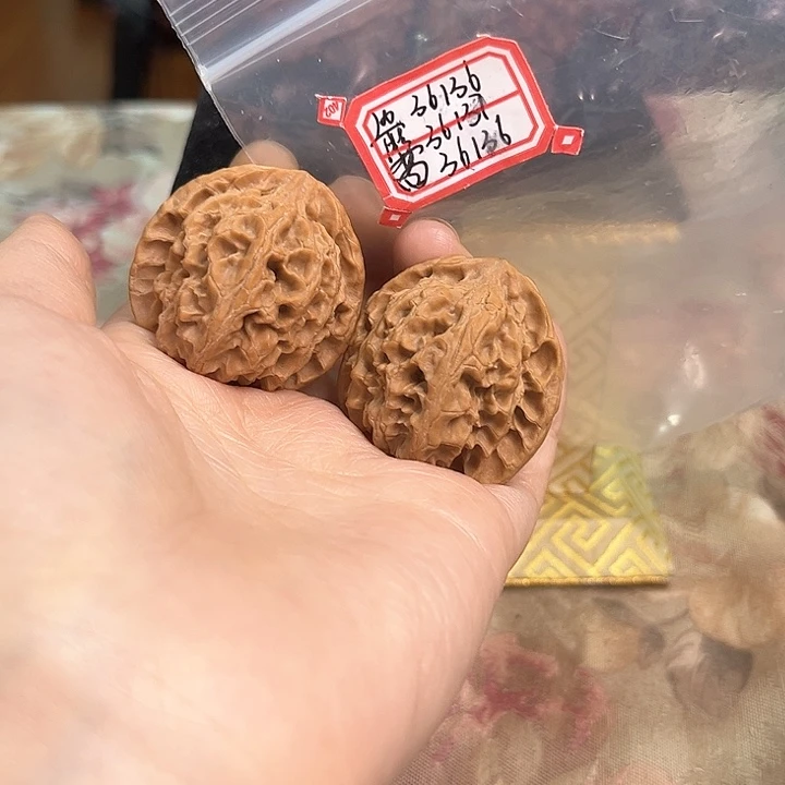 把件文玩核桃苹果园