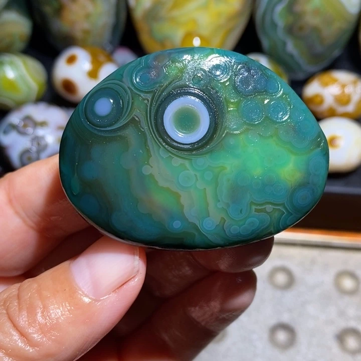 未镶嵌玛瑙/玉髓珠宝半成品12