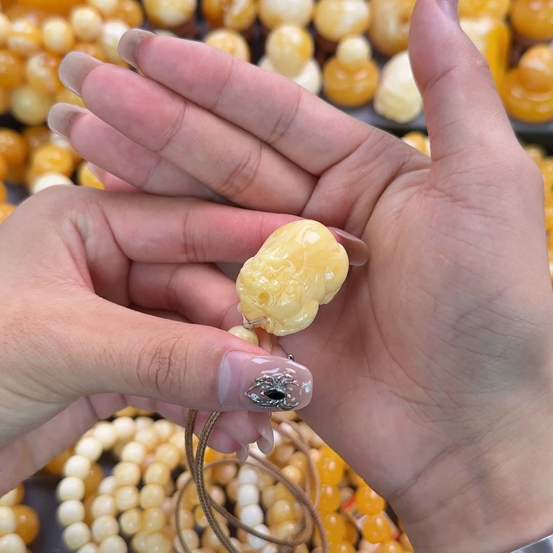 蜜蜡未镶嵌珠宝奇石12g