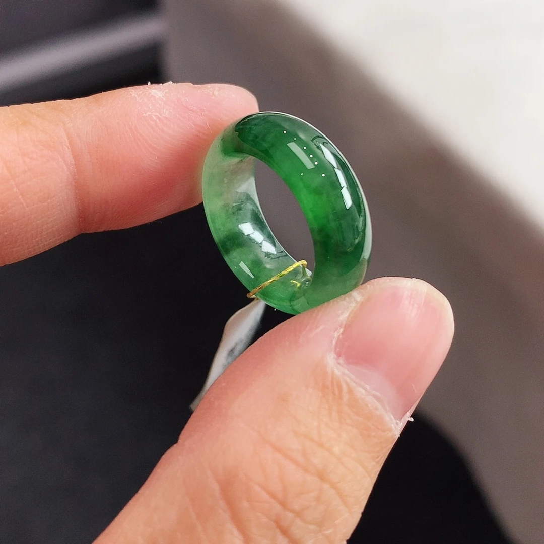 翡翠未镶嵌戒指5号