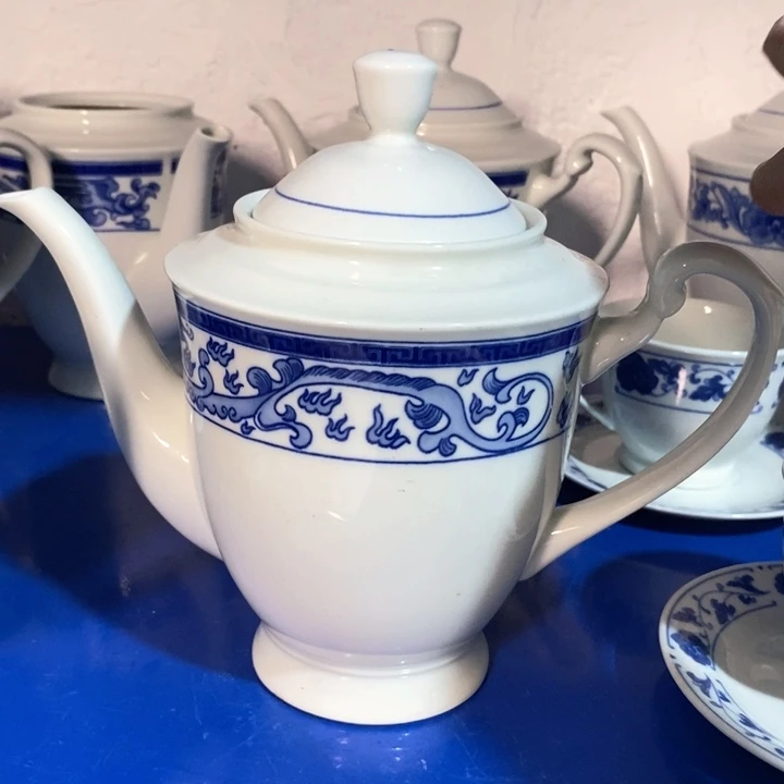 瓷片四厂翡翠瓷龙凤呈祥壶约800ml