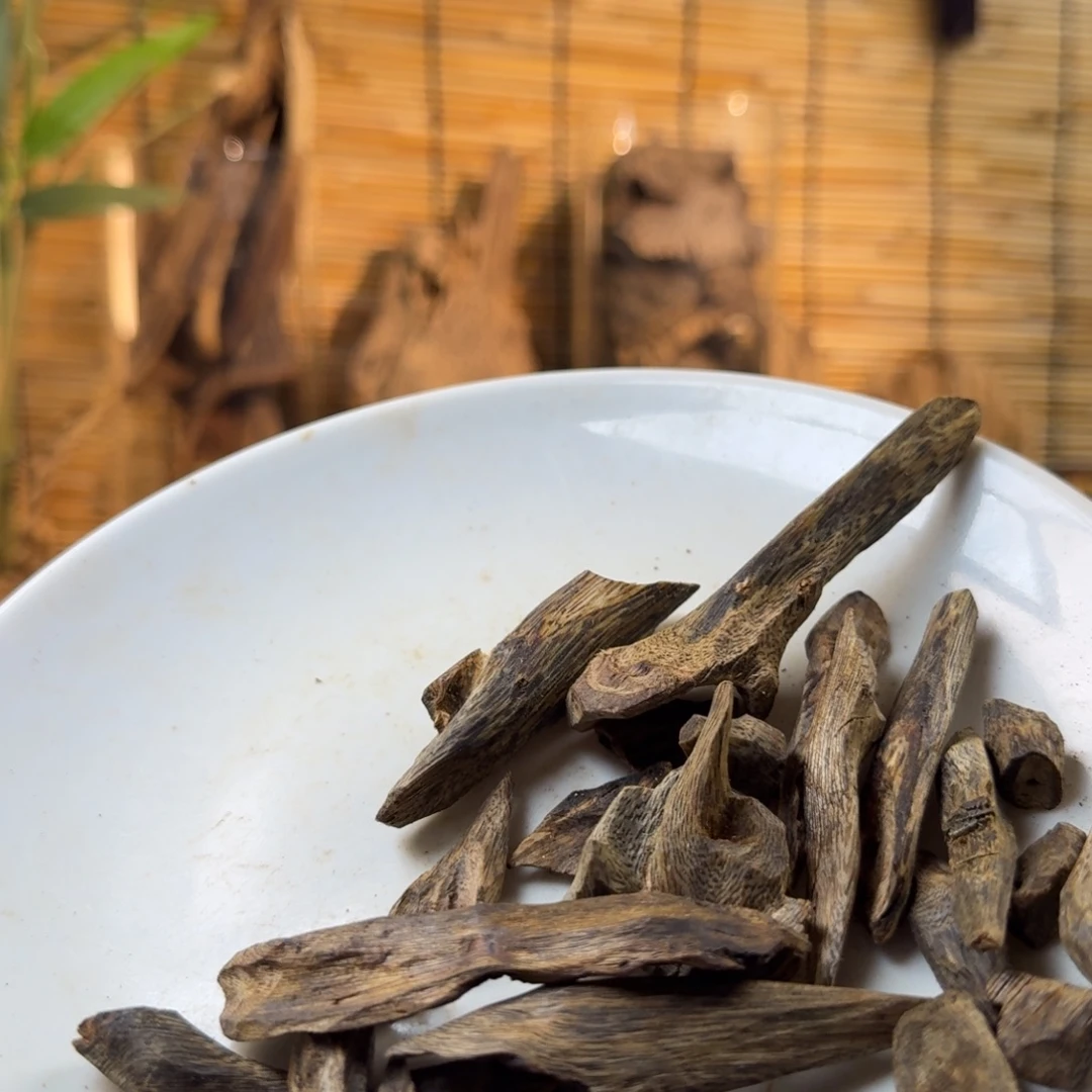 沉香碎屑沉香沉香树钉39g