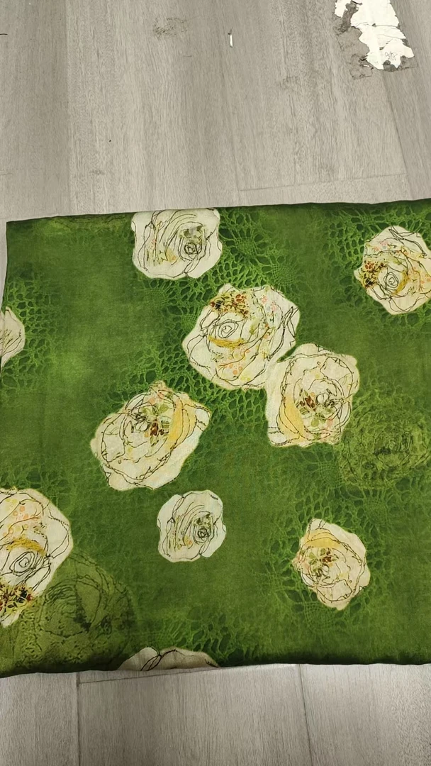 夏季冰丝麻面料，冰感丝滑做连衣裙衬衫