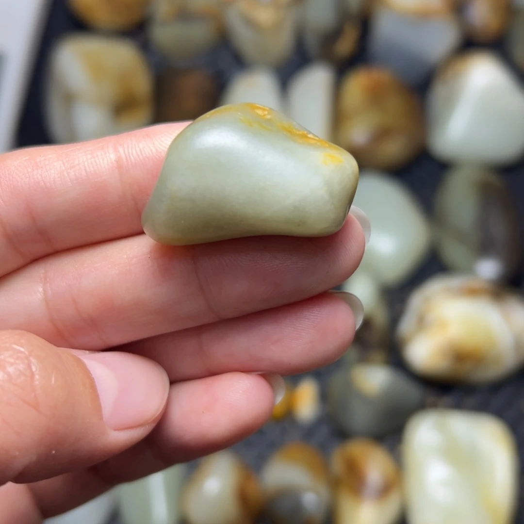 和田玉未镶嵌挂件A81