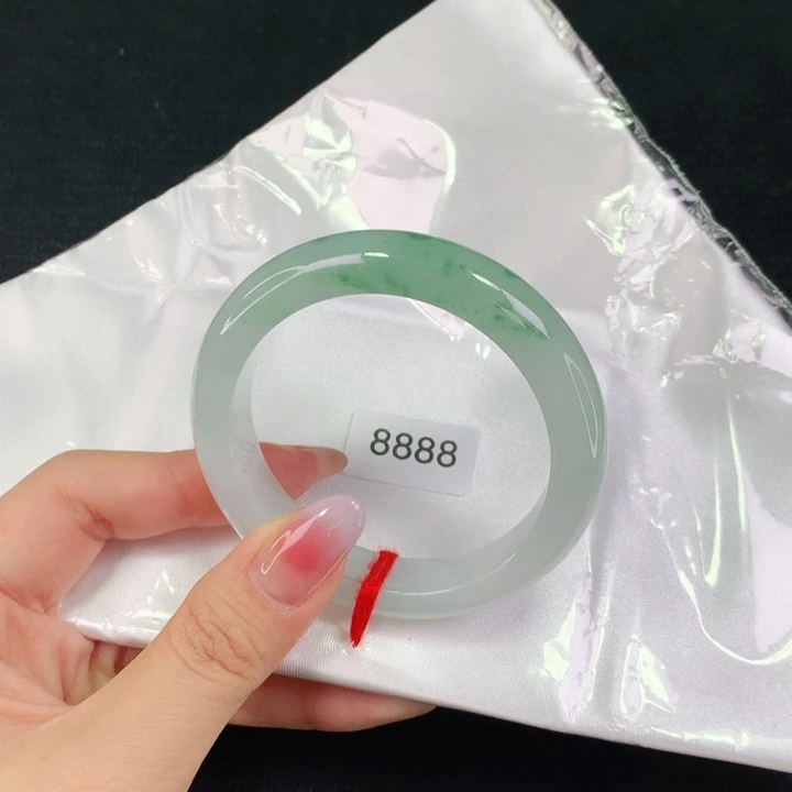 翡翠手镯未镶嵌天然翡翠手镯04