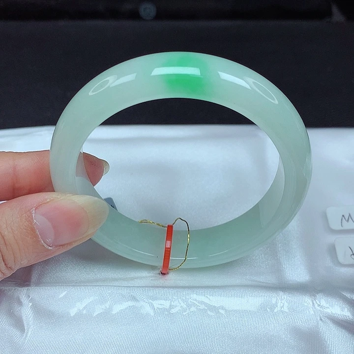 翡翠未镶嵌手镯54圈931