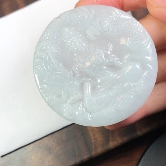 翡翠未镶嵌颈饰缅甸A货，每天下午1点半开播