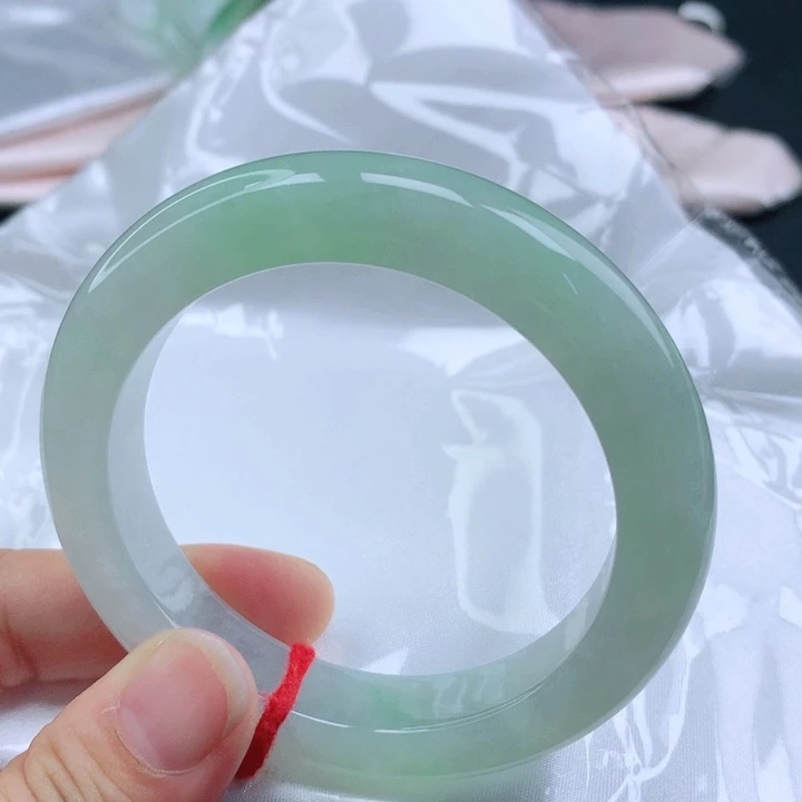 未镶嵌手镯翡翠54+浅绿翡翠手镯