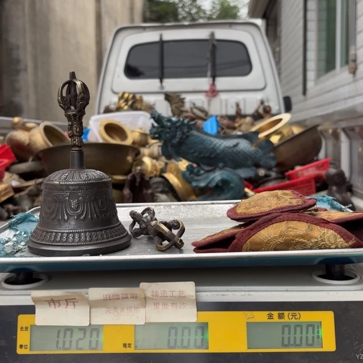 882 铜器物品理性消费