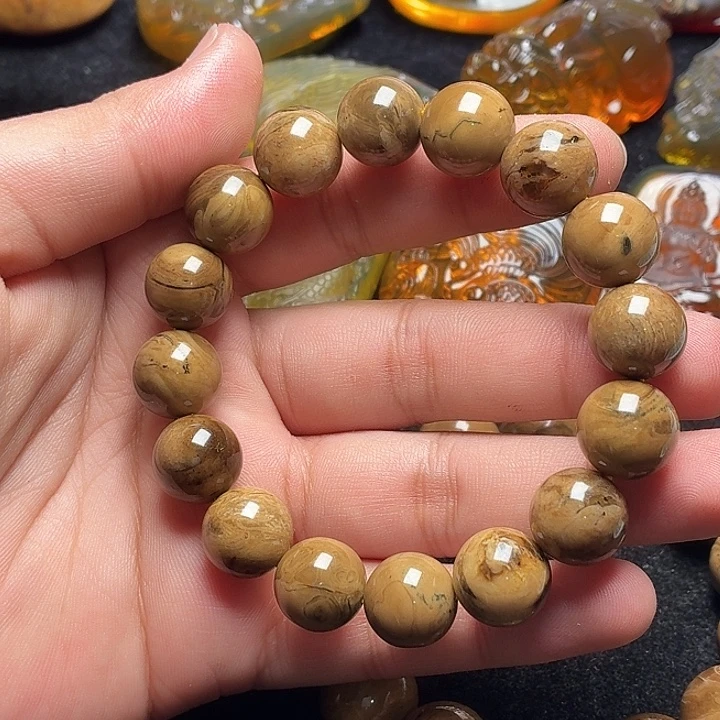 琥珀未镶嵌裸石13➕白根79