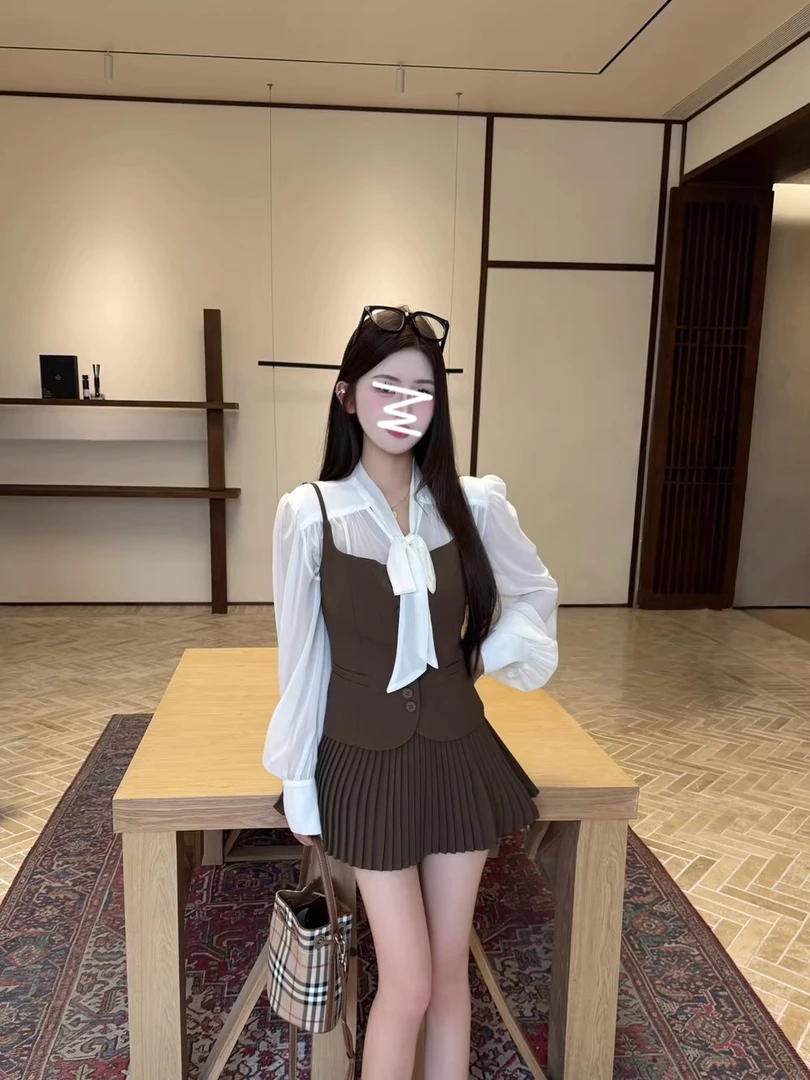 韩系名媛气质套装马甲背心系带长袖衬衫女装秋季百褶半身裙三件套