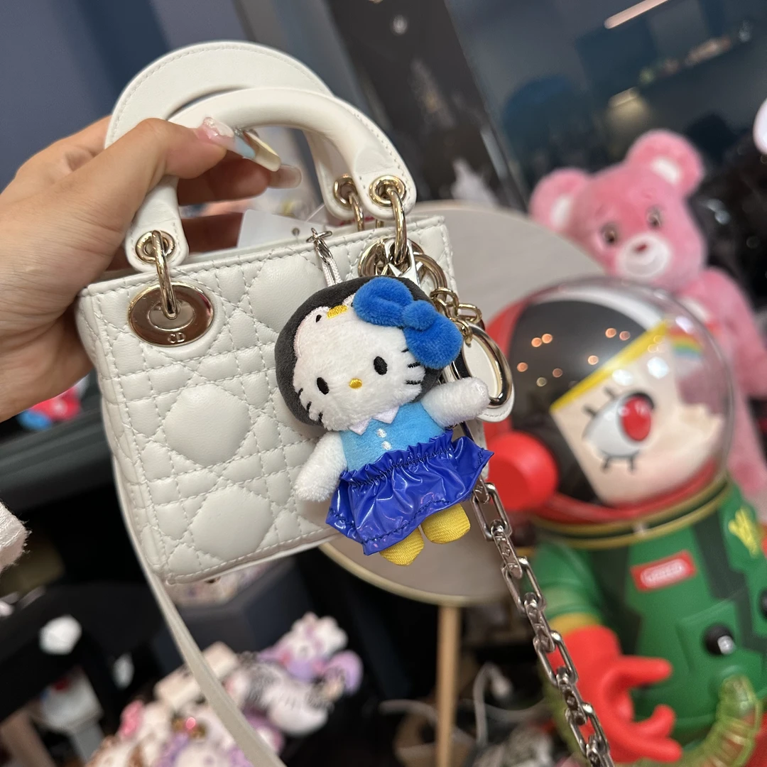 【东京限定】Hello Kitty 蓝色小裙Kitty 玩偶钥匙扣