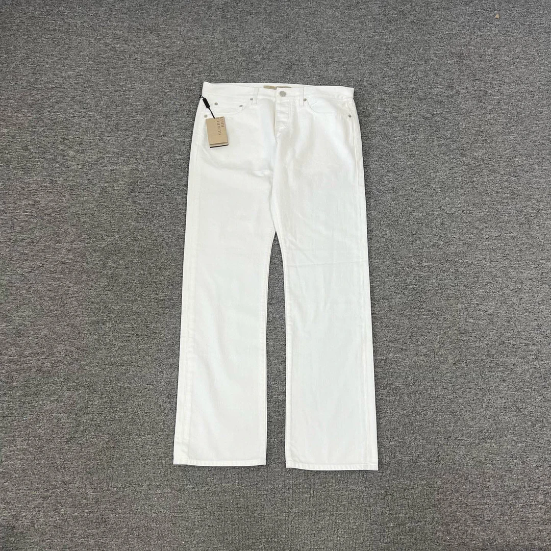 未使用 BURBERRY/博柏利 白色直筒牛仔裤 32码