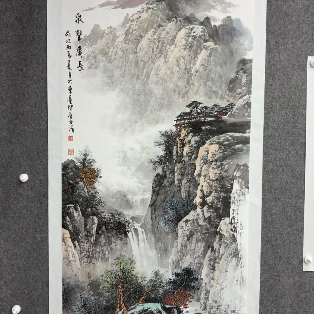 ****条国画宣纸上写着一个小故事一