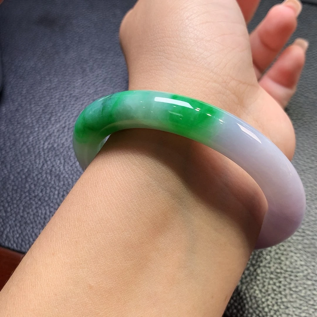 未镶嵌手镯翡翠春彩圆条