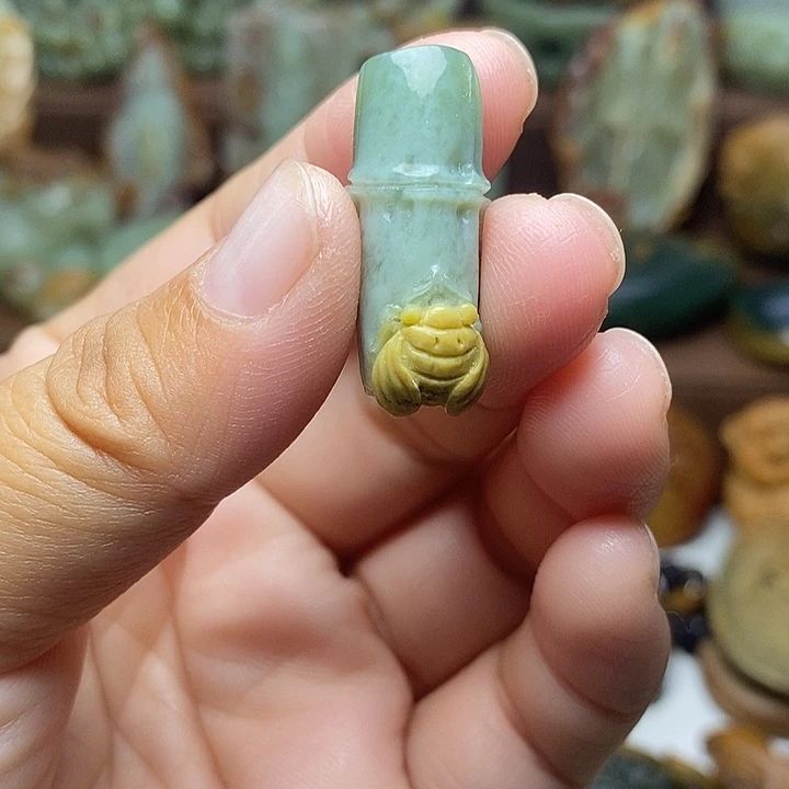 岫岩河磨玉（透闪石质玉）未镶嵌颈饰