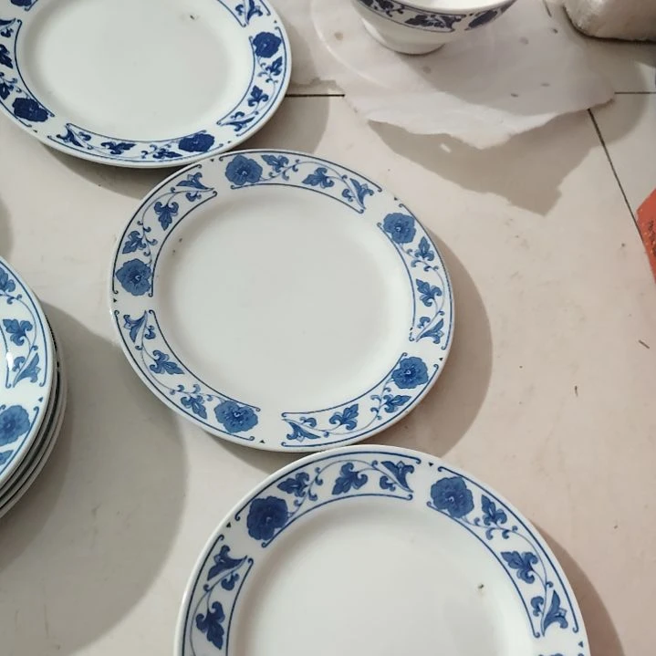 摆件陶瓷盘子碗啥都有口径20微瑕