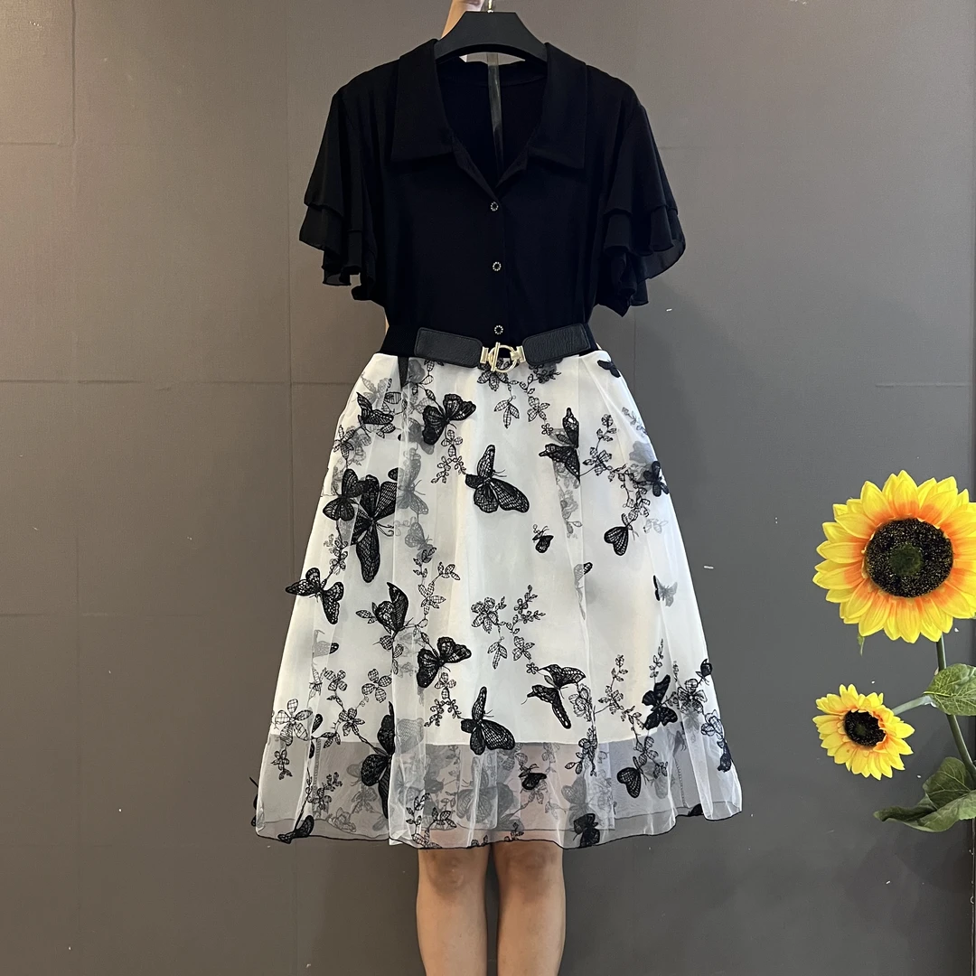 时尚设计感西衬衫领拼接刺绣网纱蝴蝶洋气显瘦大码连衣裙