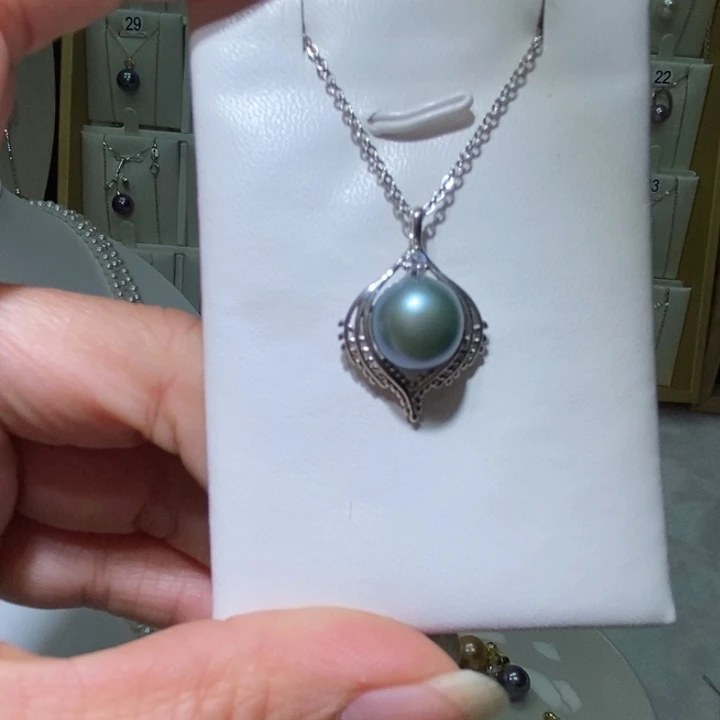 银S925镶嵌耳饰淡水珍珠