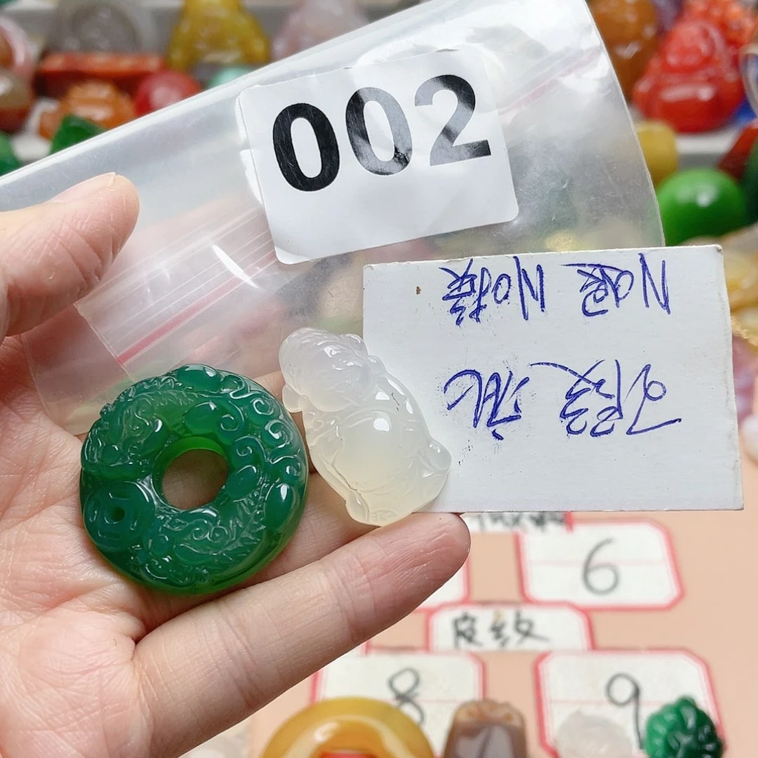 合金颈饰玛瑙/玉髓老*V