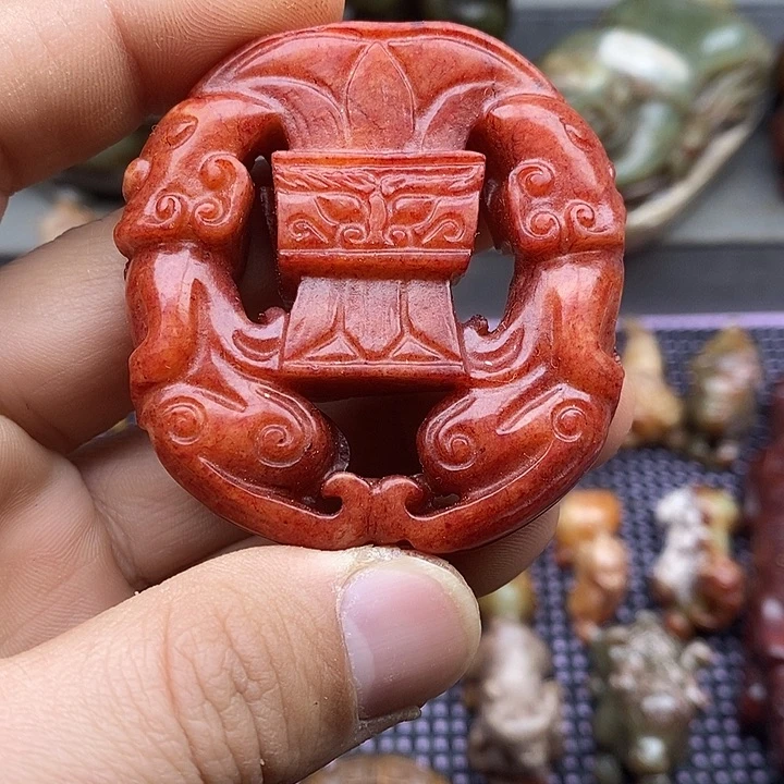 未镶嵌蛇纹石玉颈饰